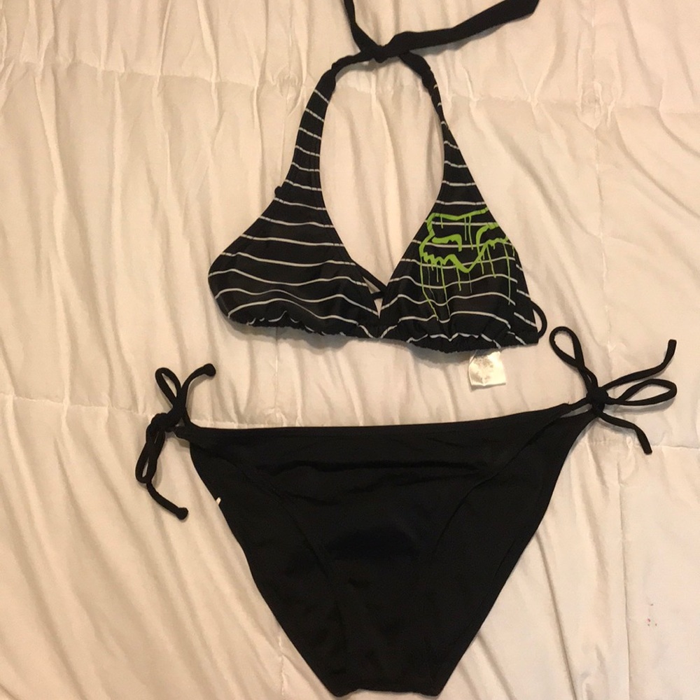 Black swim suit